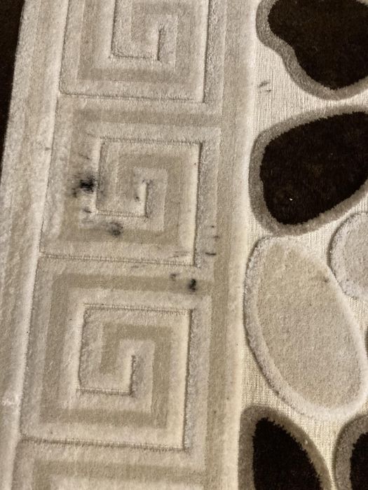 Килим білий якісний