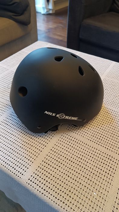 Kask na rolki/rower/hulajnogę MTV12 Nils Extreme regulowany