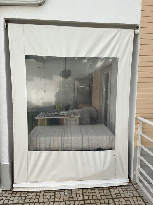 Toldo branco resistente