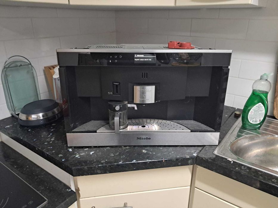 Automat do Kawy Miele Nespresso