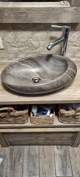 Umywalka z baterią- Rea.