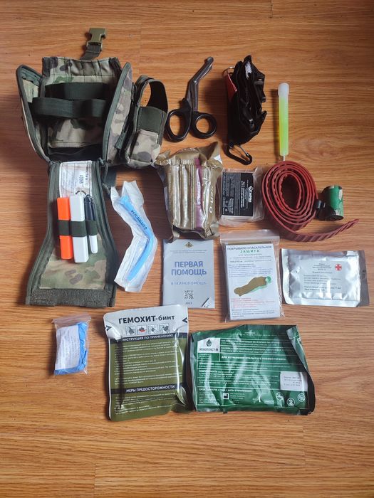 Аптечка першої допомоги військова