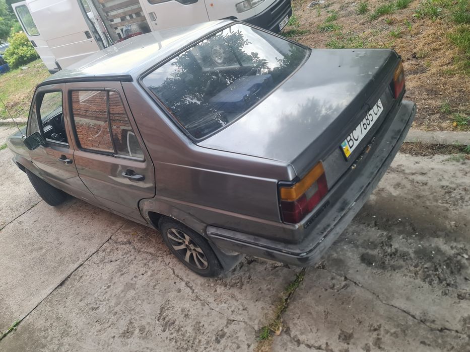 Volkswagen Jetta 2