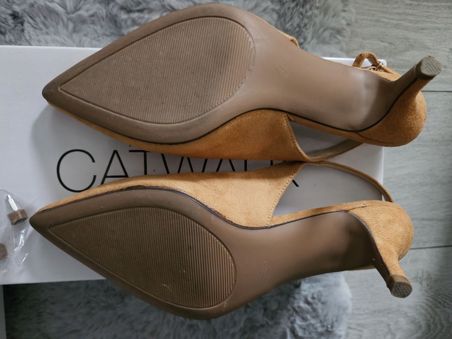 Buty catwalk slingback brązowe rozm. 38