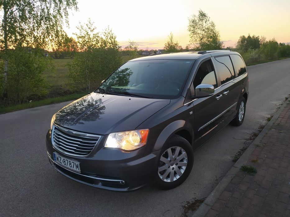 Chrysler Town & Country Chrysler Town & Country 30th Anniversary 8lat w PL. Prywatnie-Okazja!