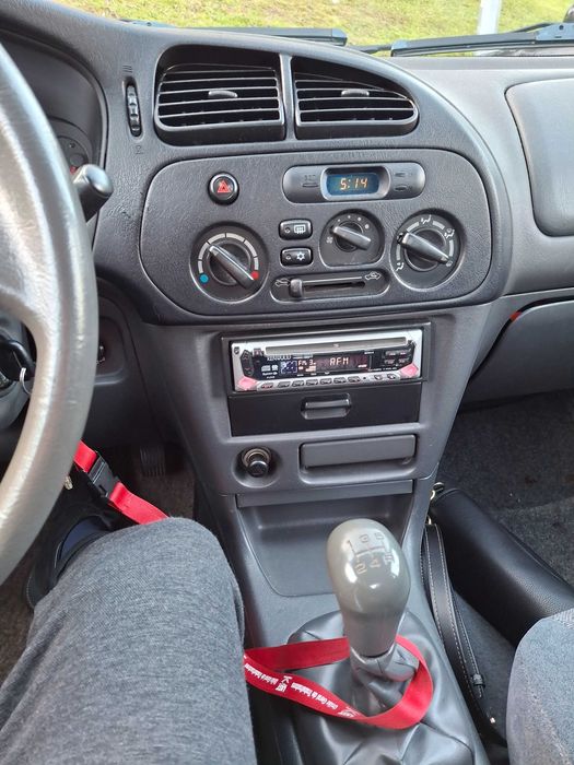 Vendo carro em estado razoável