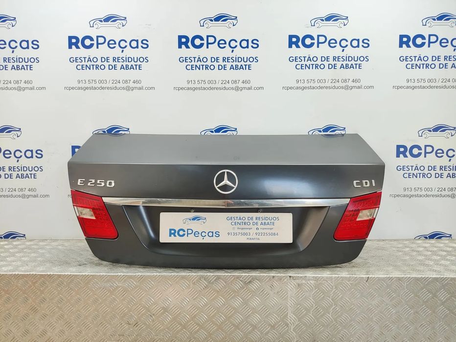 Porta Tampa de mala Mercedes Benz Class E W212