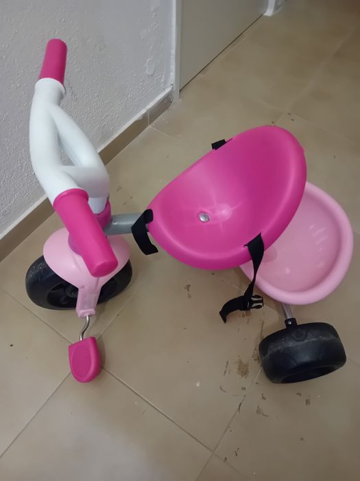 Vendo 2 Triciclos 20euros cada
