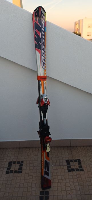 Skis Salomon W12