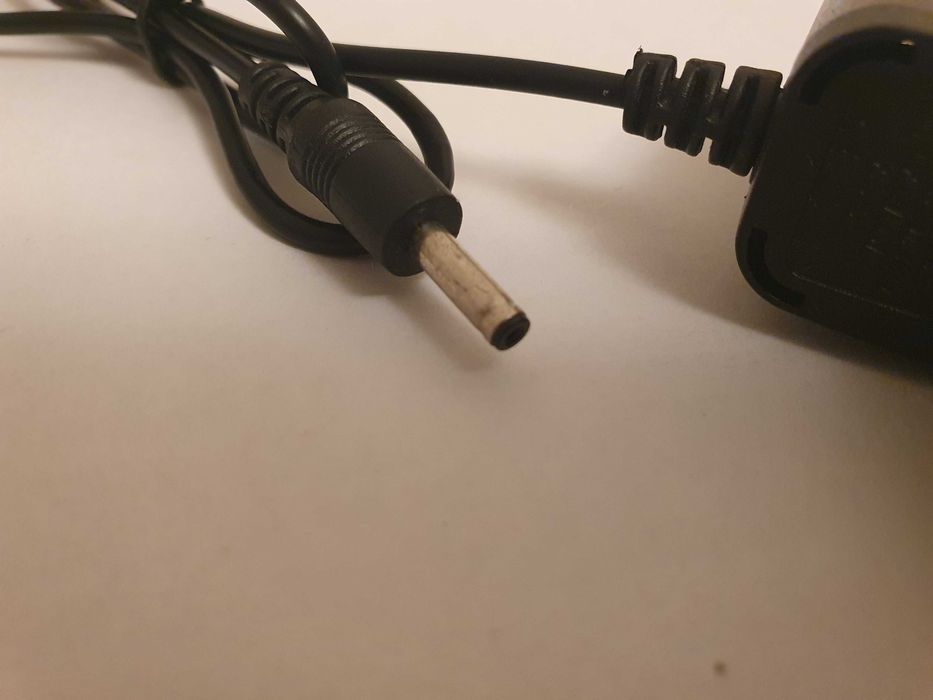 Сетевой блок питания SH-A288, выход 4,2V(DC) 500mA, штеккер Ø3,5х1,35 мм