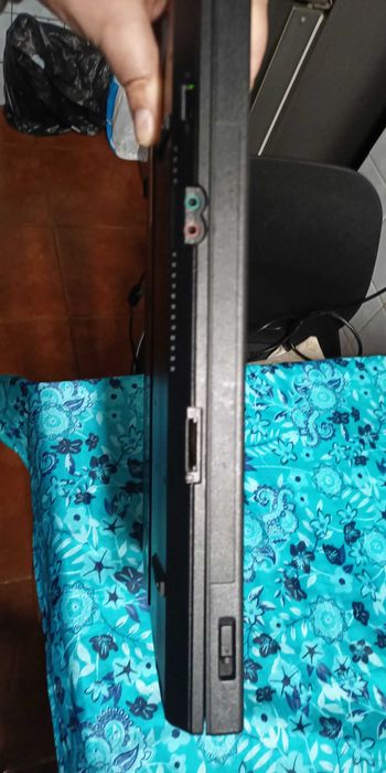 Portátil Lenovo R500