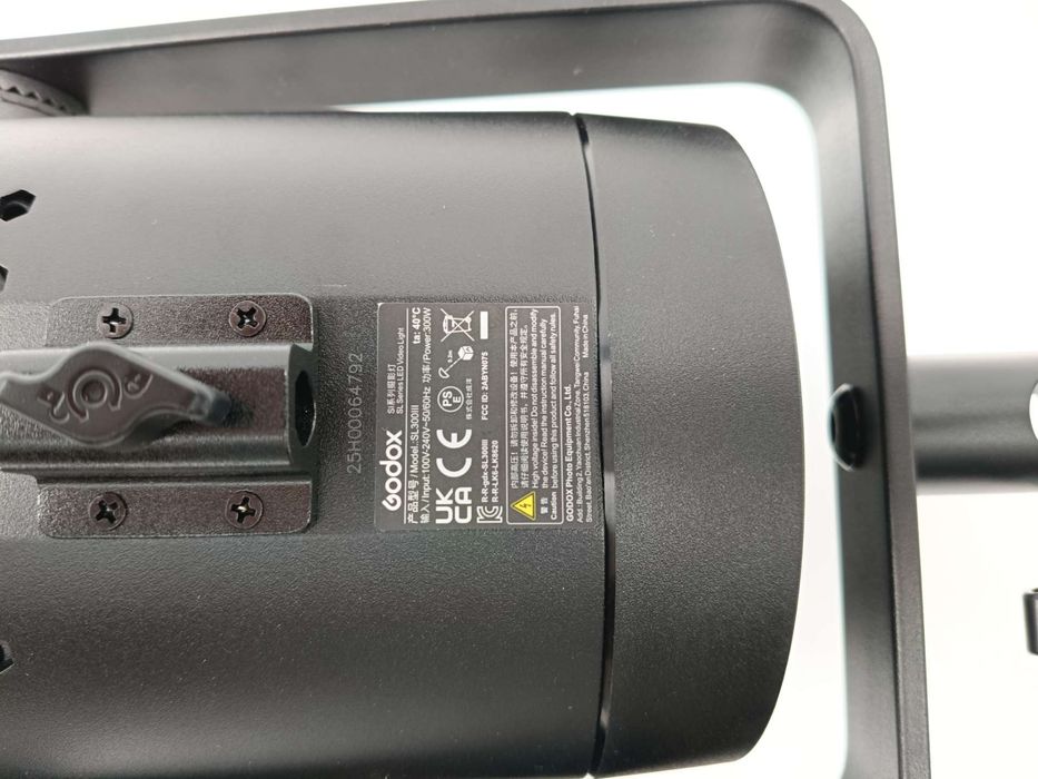 Lampa Godox SL-300W III Bluetooth, pilot, do studia fotograficznego