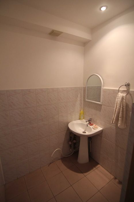 Продається приміщення 133 кв.м. по вул.Б.Хмельницького,34  Жовті Води