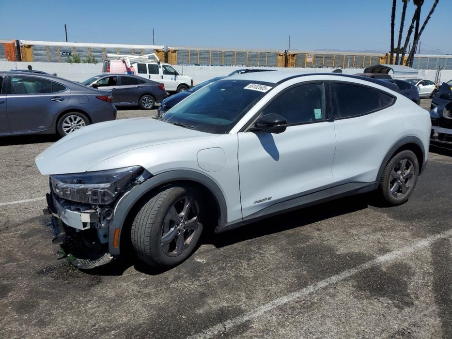 Ford Mustang Mach e 2022 розмитнений