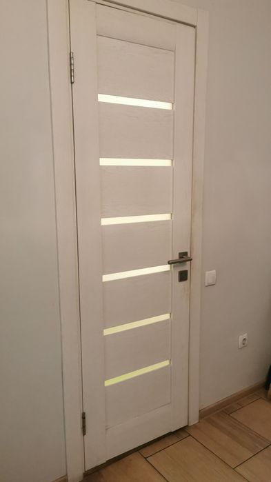 Продам двері, полотно 60 та 70, вже демантовані