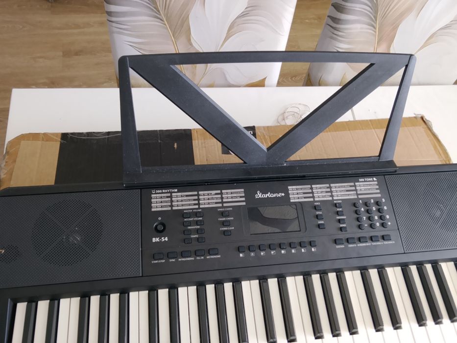Piano como novo pouco uso