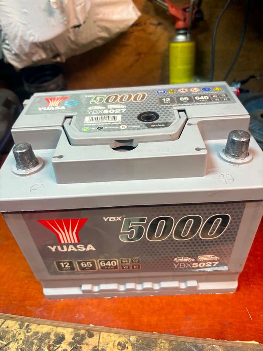 YUASA 65Ah 640A YBX5027 P+ 12V Akumulator