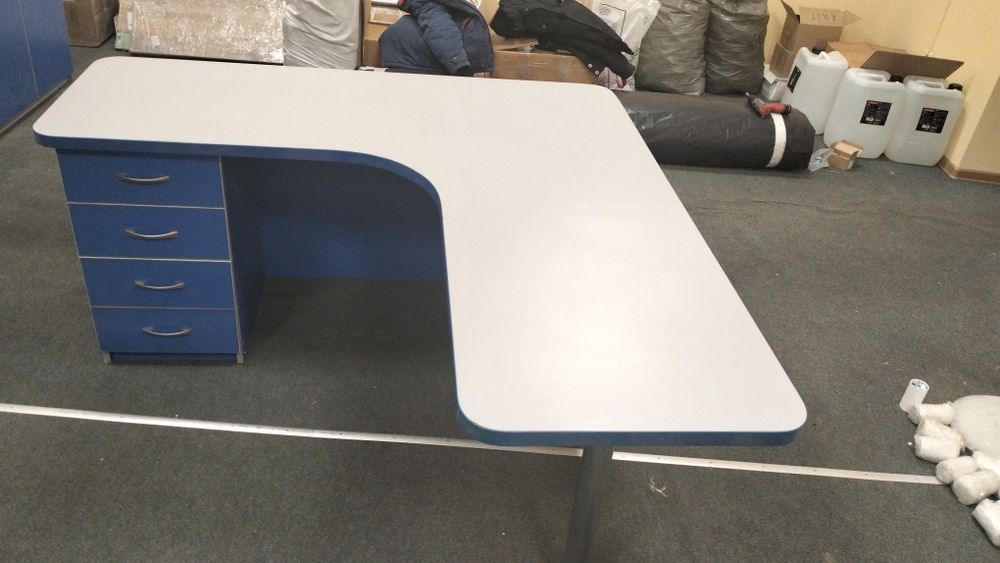 Офісні меблі ДСП БУ