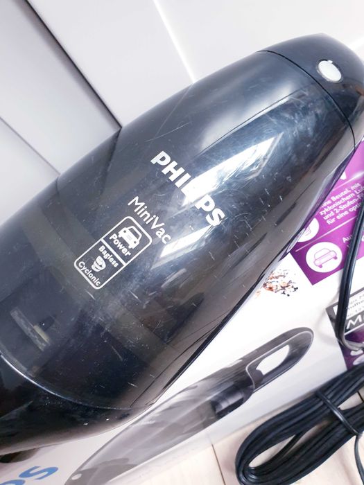 Odkurzacz ręczny do samochodu Philips czarny MiniVac 12V