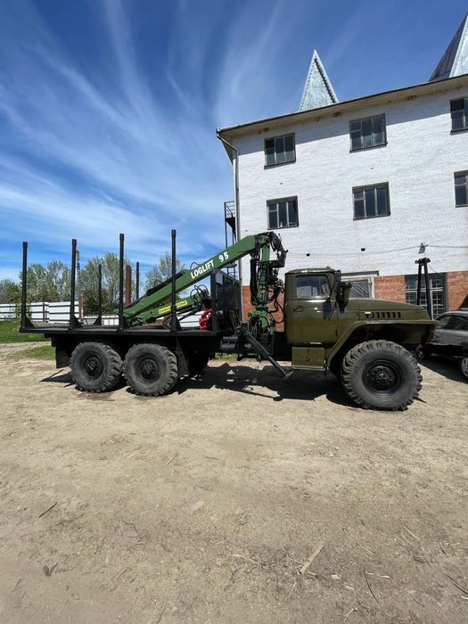 Урал 4320 LOGLIFT 95