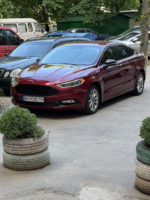 Продам Ford Fusion Plug-in Hybrid 2017.SE. Пробег 54.000. Километров  Родной.