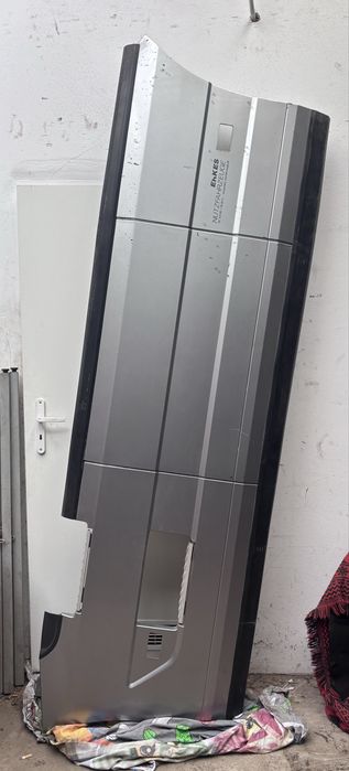 Zabudowa międzyosiowa volvo fh4