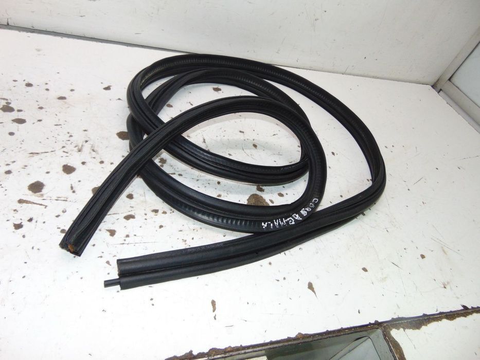 Opel Corsa C borracha da mala
