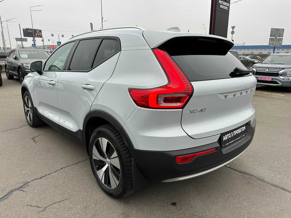 Volvo XC40 2020 Momentum Pro