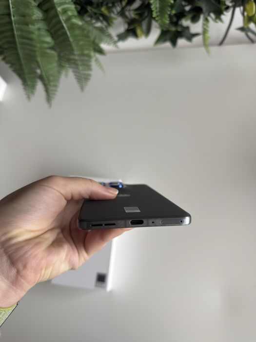 Motorola edge 70 cinzento