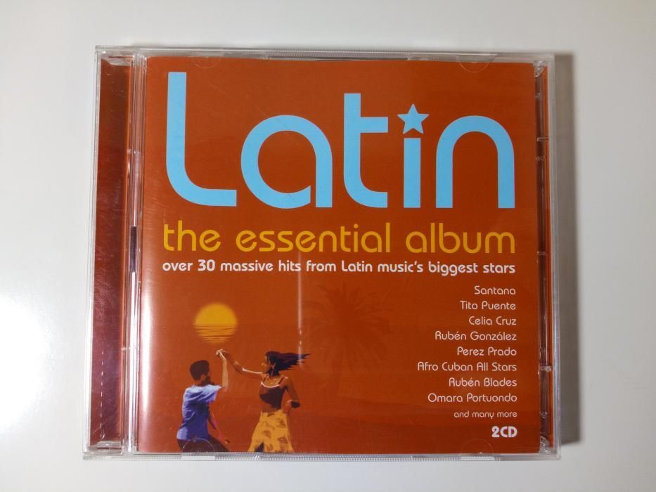 2 CDs “Latin: The Essential Album” - como NOVO!