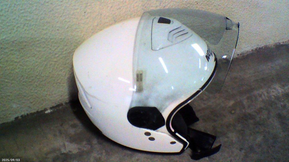 CAPACETES(Tamanho "M") + ARTIGOS MOTO