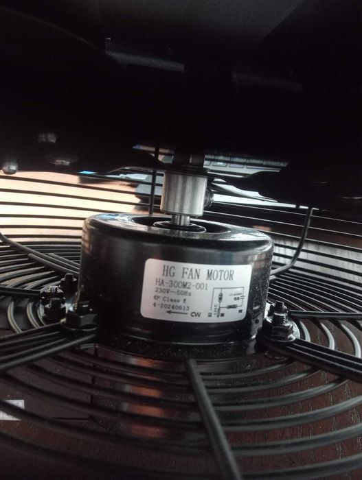 Extrator Industrial HG FAN 12" (300mm)  C/ Interruptor ON/OFF e Grelha