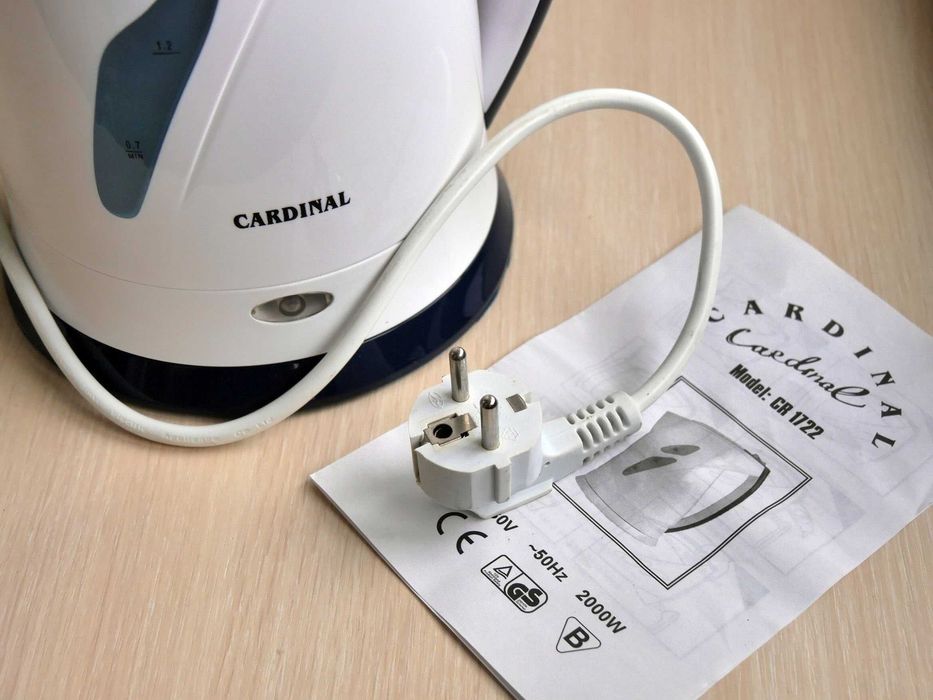 Чайник електричний CARDINAL