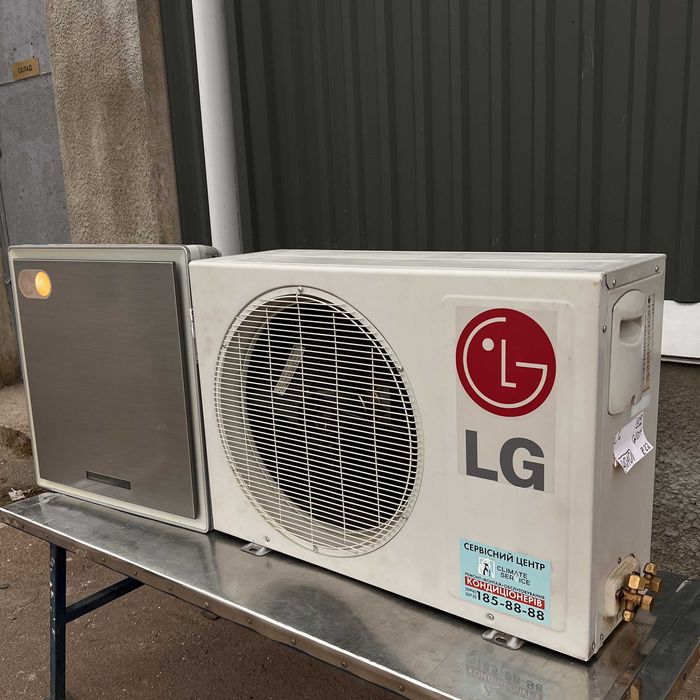 Кондиціонер LG  Art Cool Panel до 25 м2