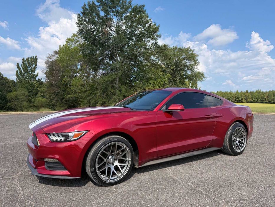 Ford Mustang      2016