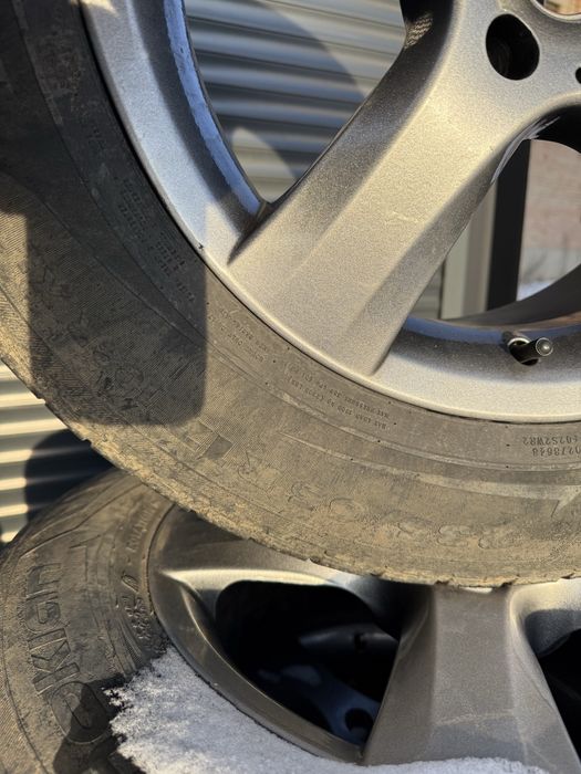 Продам колеса гума на дисках 4 шт 5*130