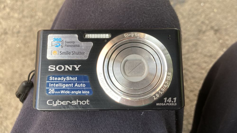 Цифровой фотоаппарат Sony dsc-w610