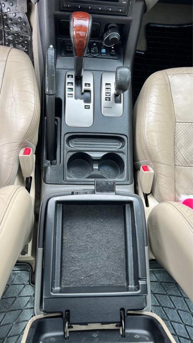 Mitsubishi pajero Wagon 2006