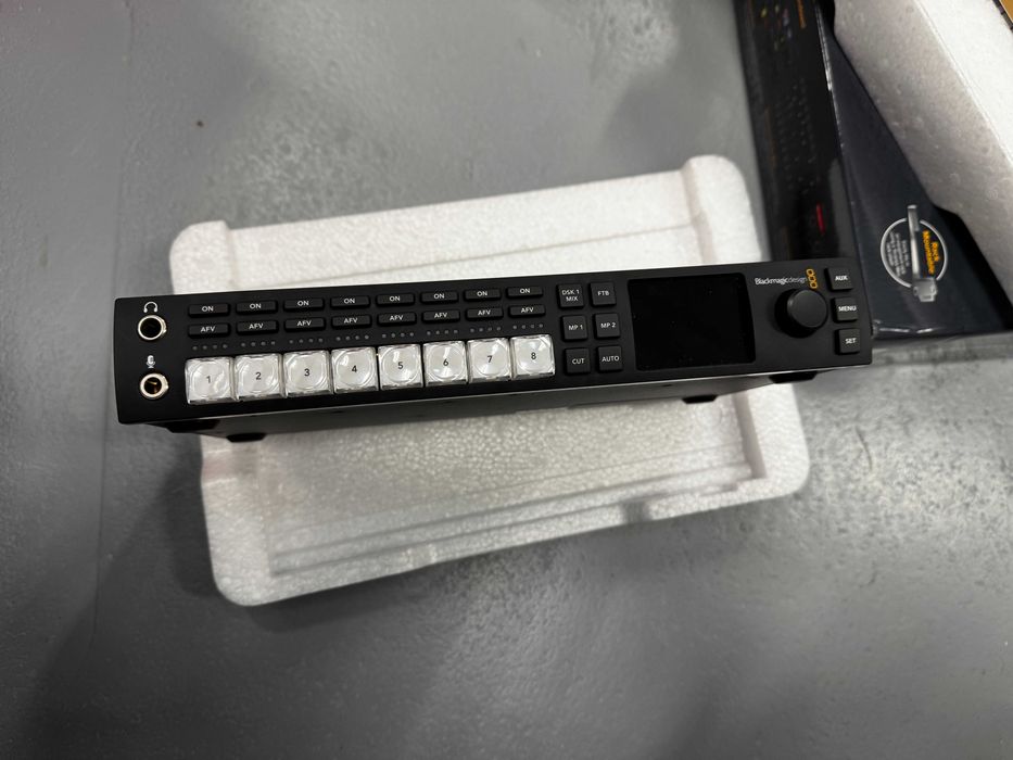 Blackmagic ATEM Television Studio HD – mikser wideo / switcher live