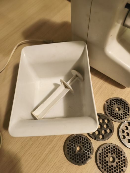 Maszynka do mięsa Predom Zelmer typ 186