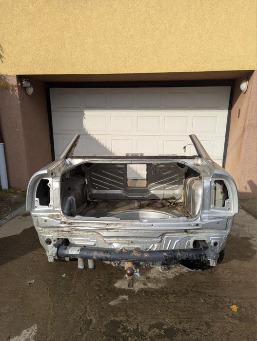 Задне крило четверть кузов ланжерон Skoda superb 1 поріг 2002-2008