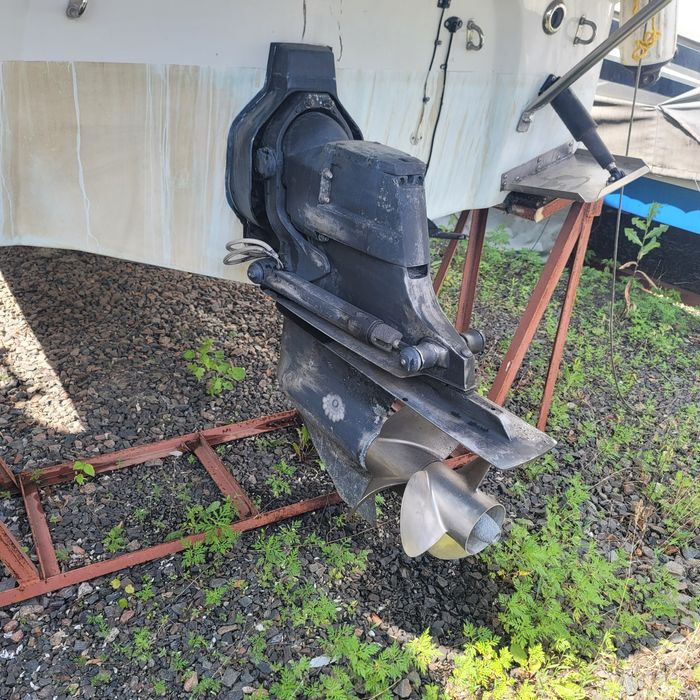 Катер Crownline 27