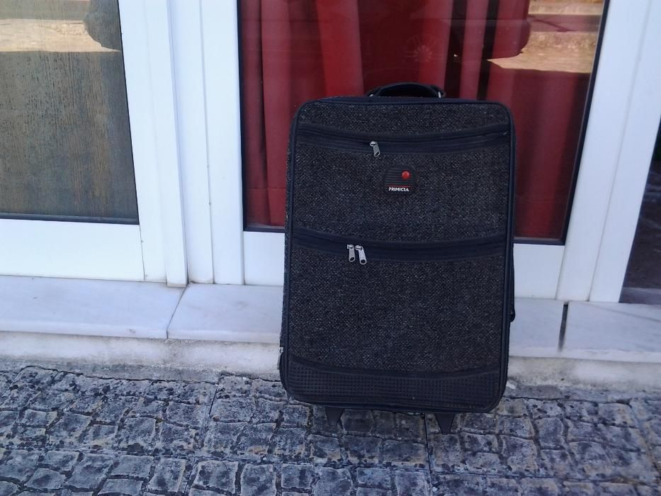 Mala de viagem marca PRIMICIA