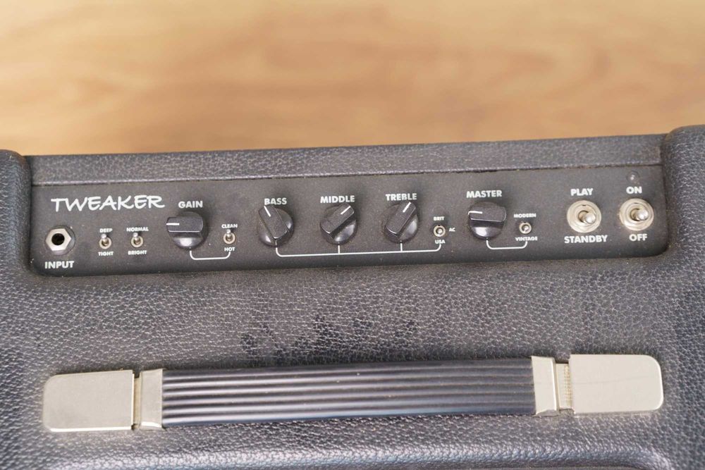 Amplificador Guitarra Egnater Tweaker 112 (15W All-Tube) - Impecável