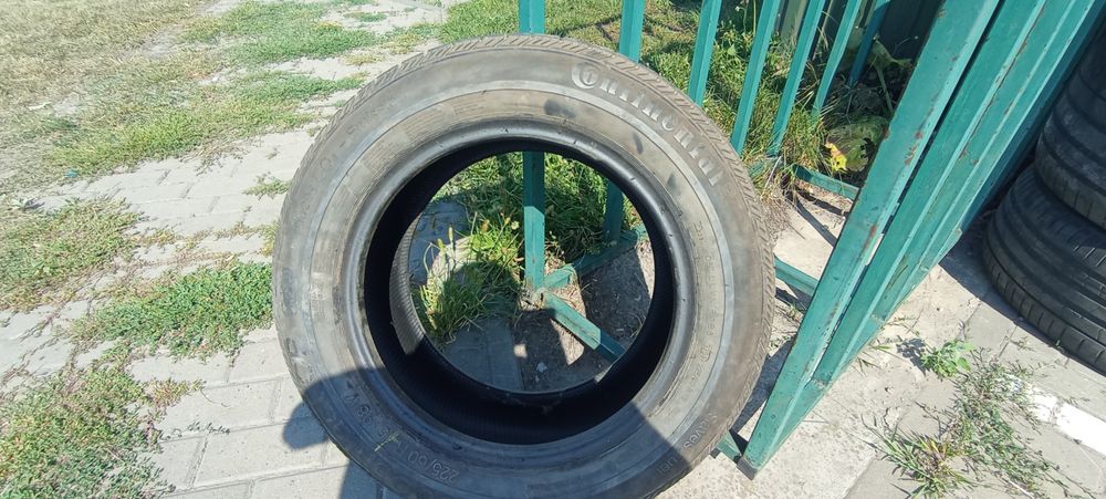 225/60/r16 Continental