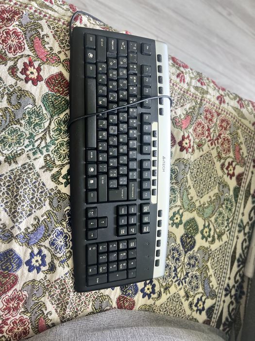 Продам клавіатуру компʼютерну A4TECH