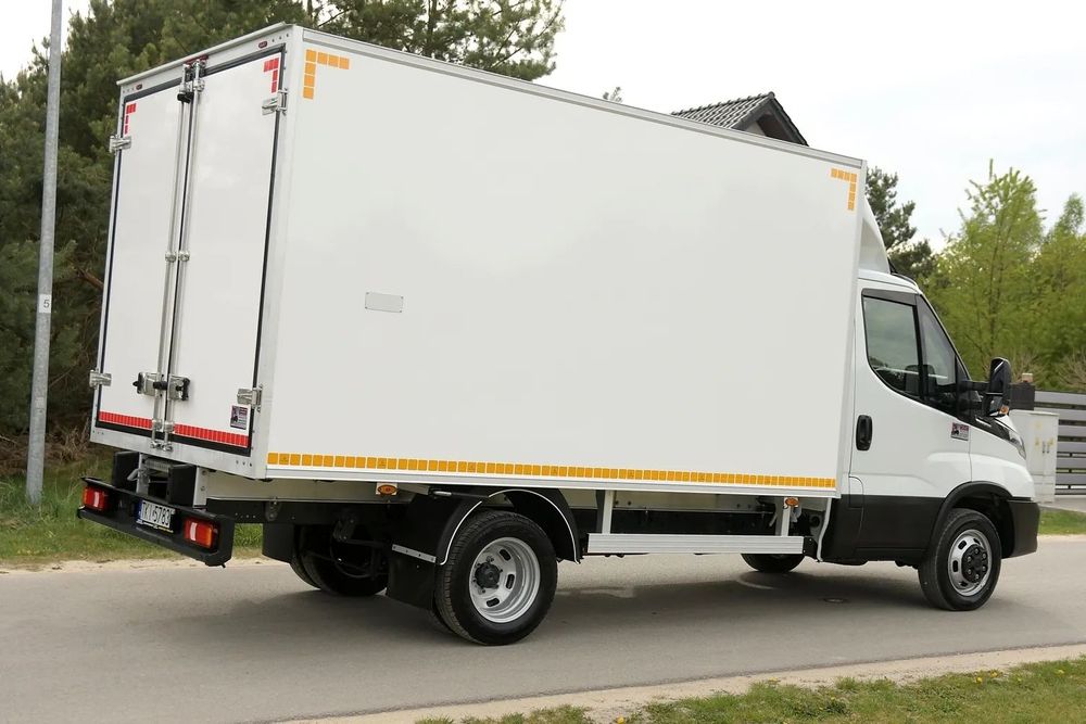 Iveco DAILY 35-180 * CHŁODNIA / MROŹNIA * THERMO KING V300 MAX * HiMATIC * IDEALNY STAN!* JAK NOWY!