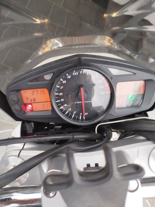 Motocykl Suzuki GSR-600