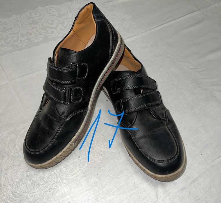 Кросівки ботинки дитячі