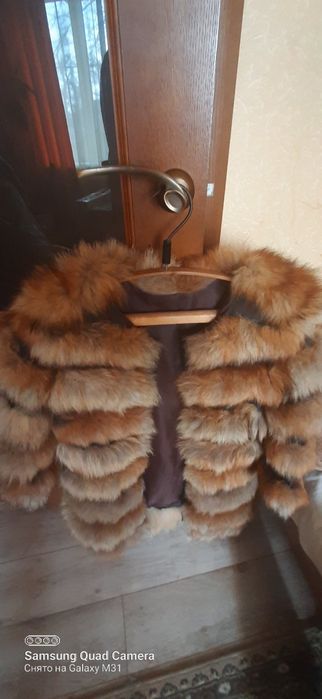 Срочно! Продам жилетку из Лисы